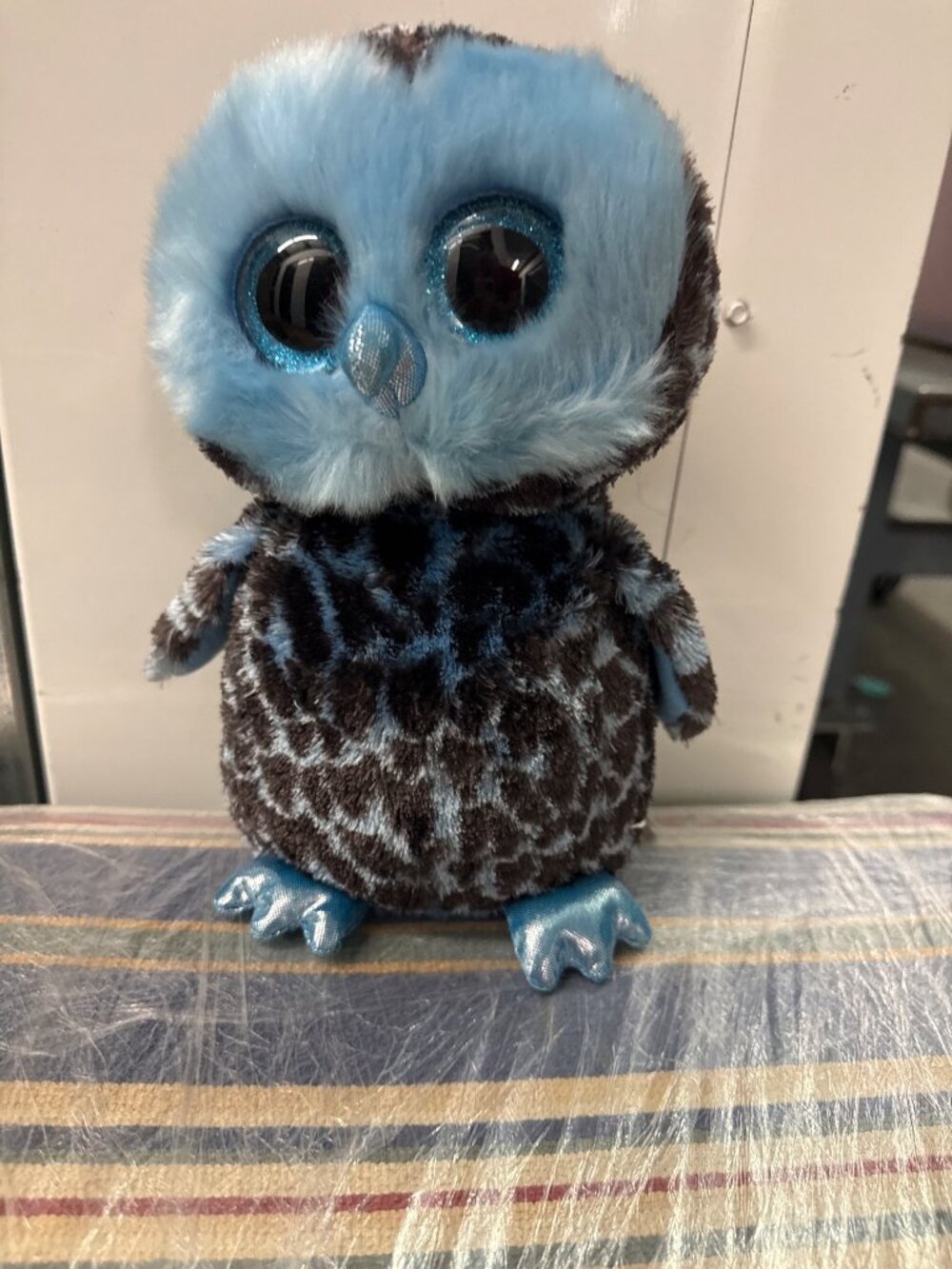 Yago the blue and black owl 10”beanie boo with tag